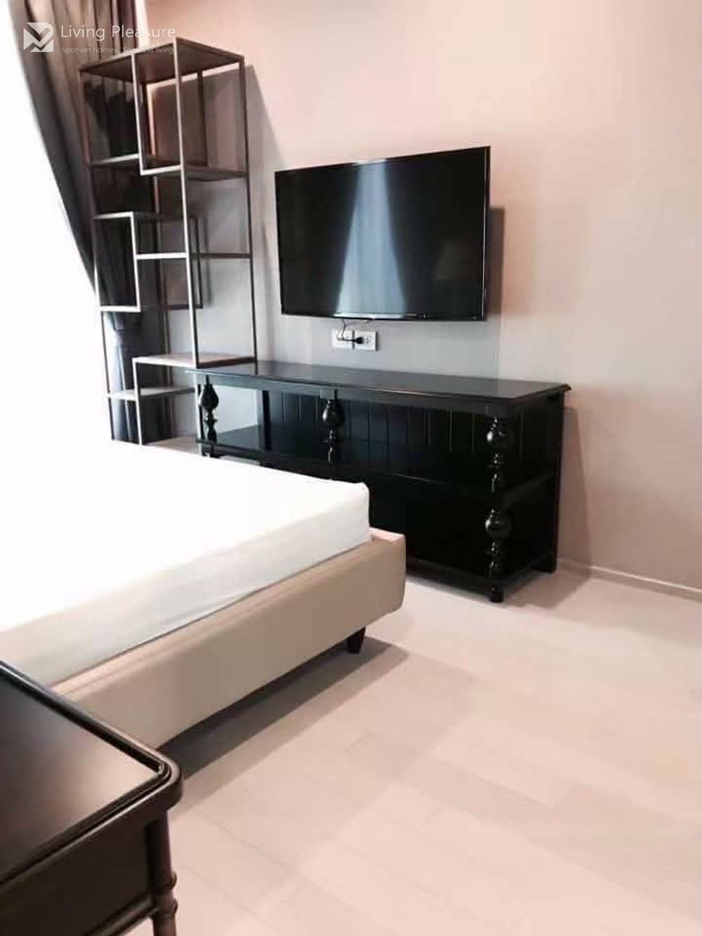 ให้เช่า 2 ห้องนอน คอนโด ใน โนเบิล เพลินจิต (Noble Ploenchit) 9
