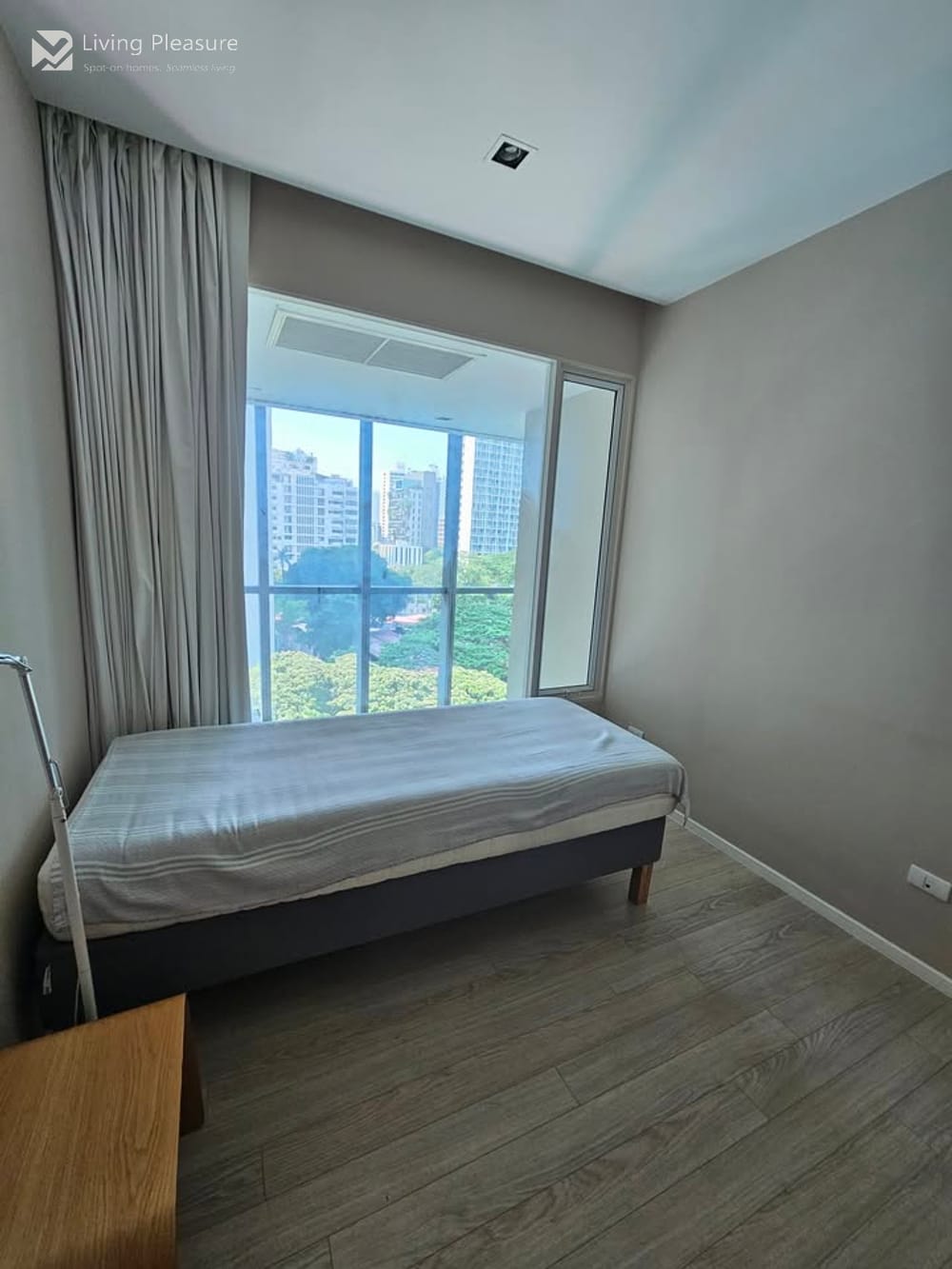 Spacious 2 Bedrooms Duplex for Rent I The Room Sukhumvit 21 10