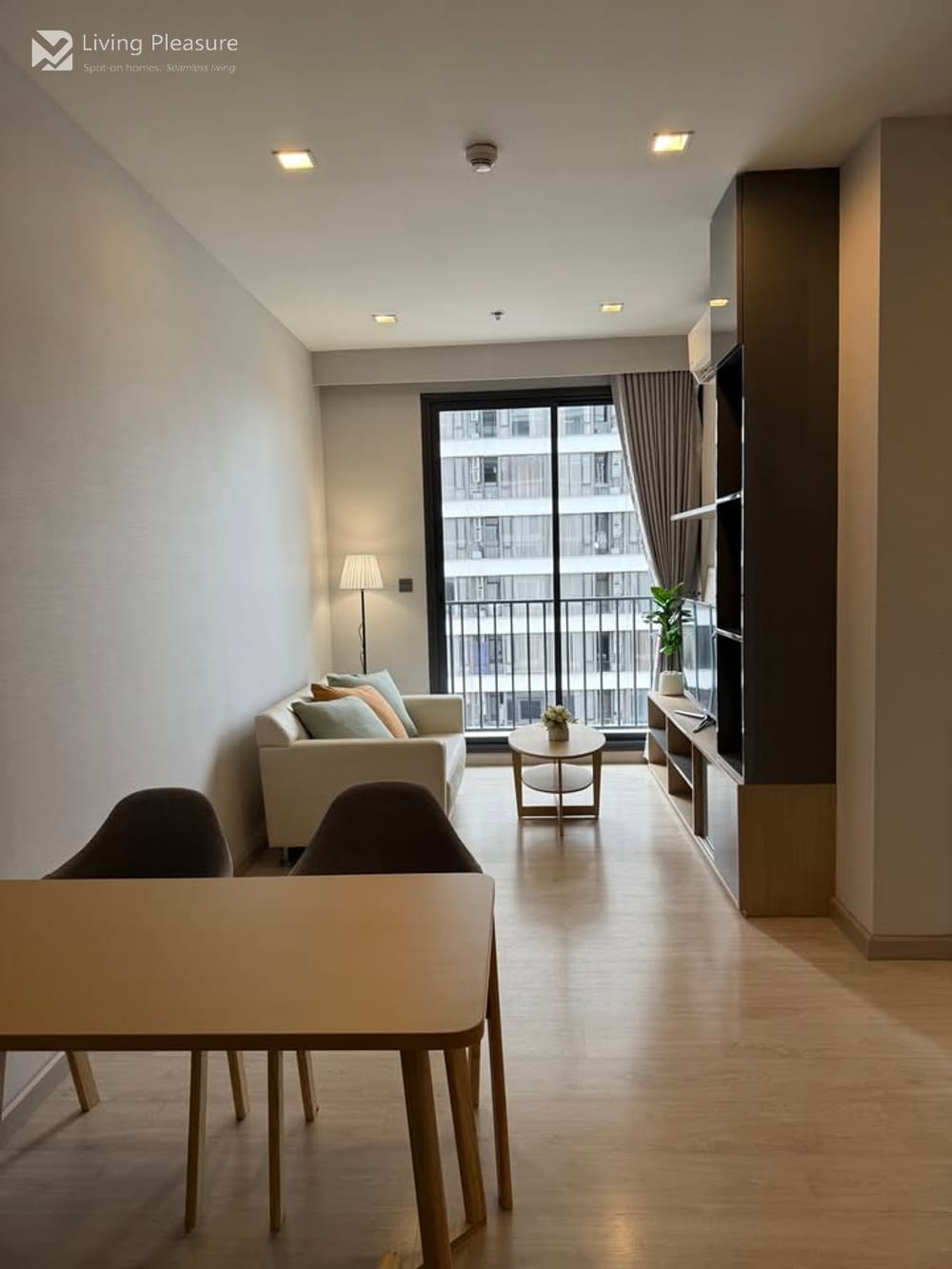 Pet-Friendly 2-Bedroom Condo for Rent at M Thonglor 10 5