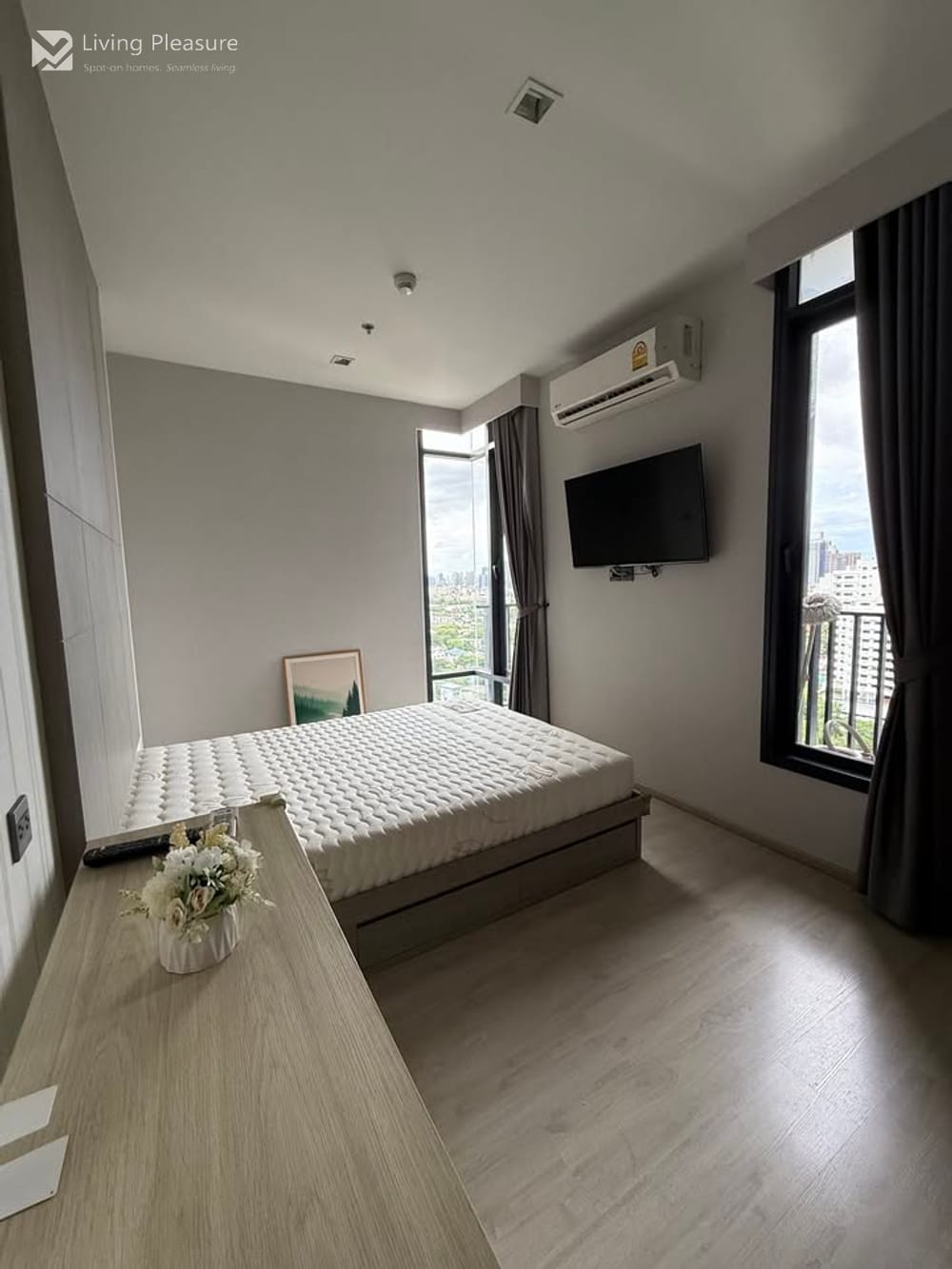 Pet-Friendly 2-Bedroom Condo for Rent at M Thonglor 10 12