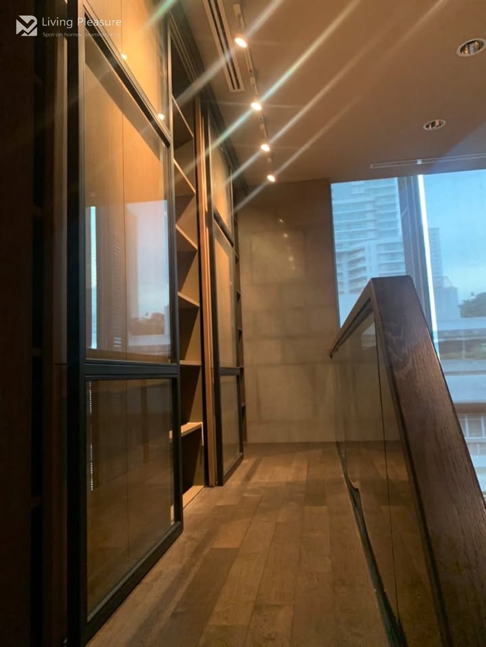 Spacious 3-Bedroom Duplex for Rent at Rende Sukhumvit 23, 0.4 km to MRT Sukhumvit 3