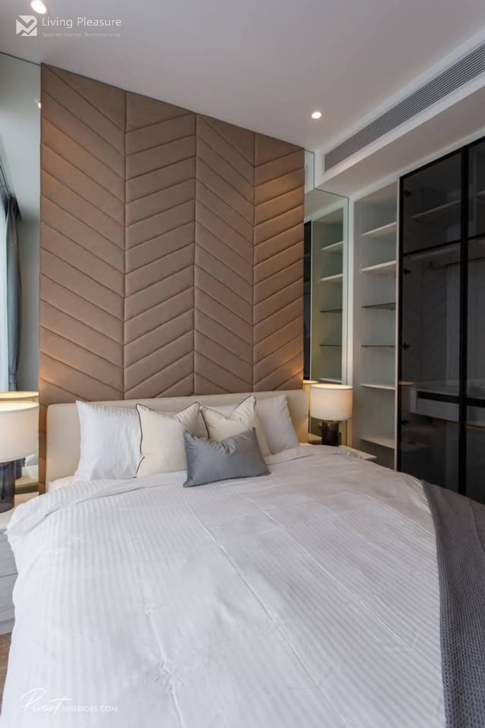 2-Bedroom Condo for Rent at MUNIQ Langsuan Near BTS Chit Lom 9