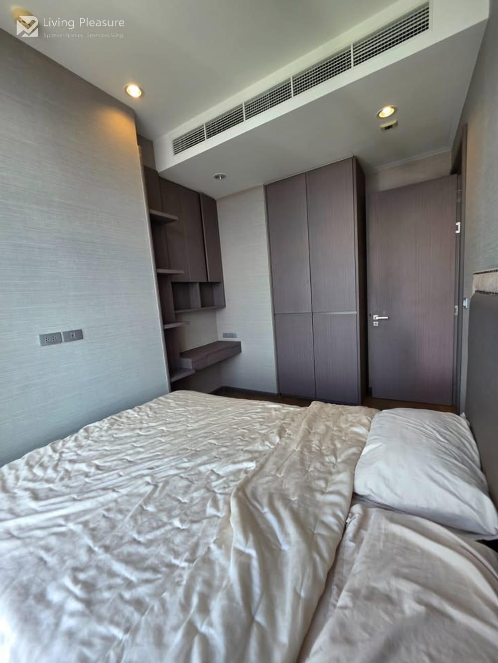 3-Bedroom Condo for Rent in ZZZ - The Diplomat Sathorn, Steps from BTS Surasak 4
