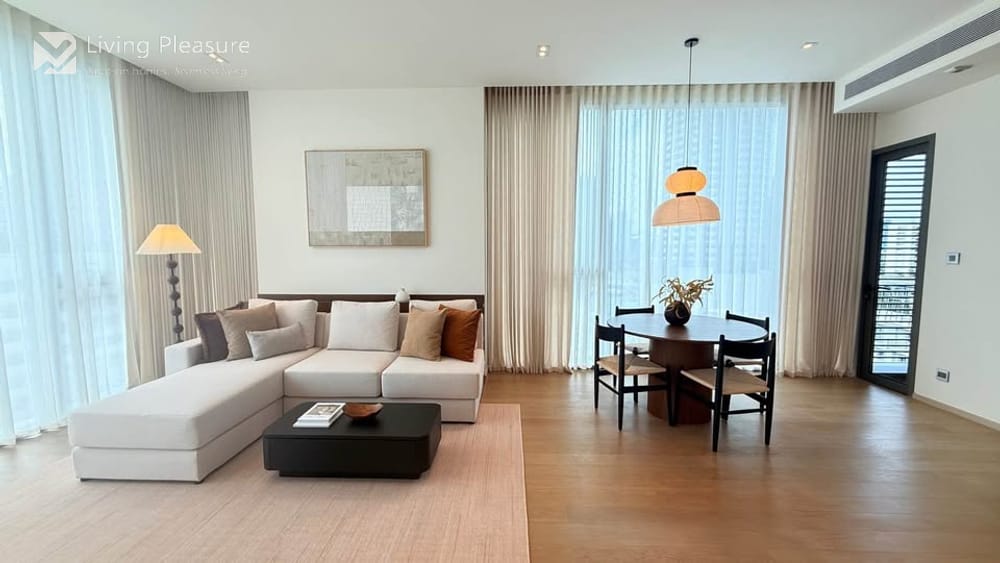 2-Bedroom Apartment for Rent in The Strand Thonglor - Pet Friendly, Near BTS Thong Lo 2