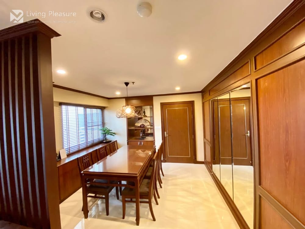 3-Bedroom Condo for Sale and Rent at Baan Suanpetch near BTS Phrom Phong 3