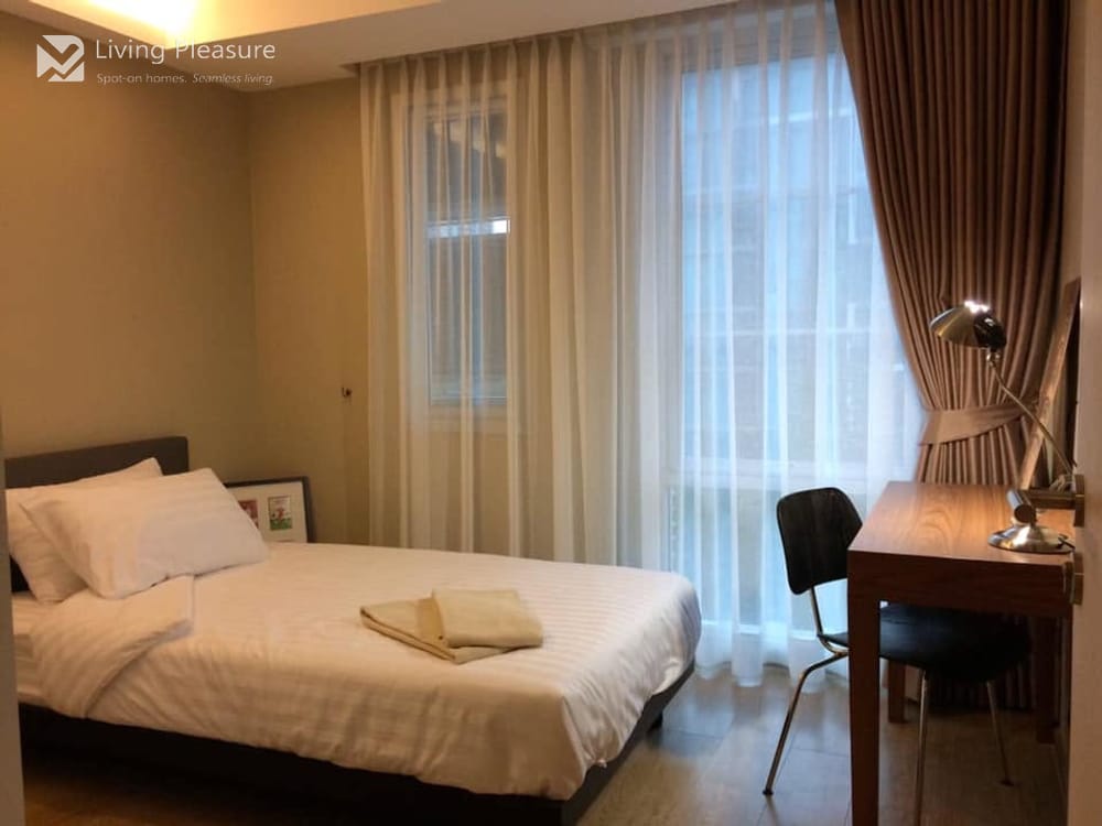 Pet-Friendly 2-Bedroom Condo for Sale or Rent at Maestro 39 near BTS Phrom Phong 6