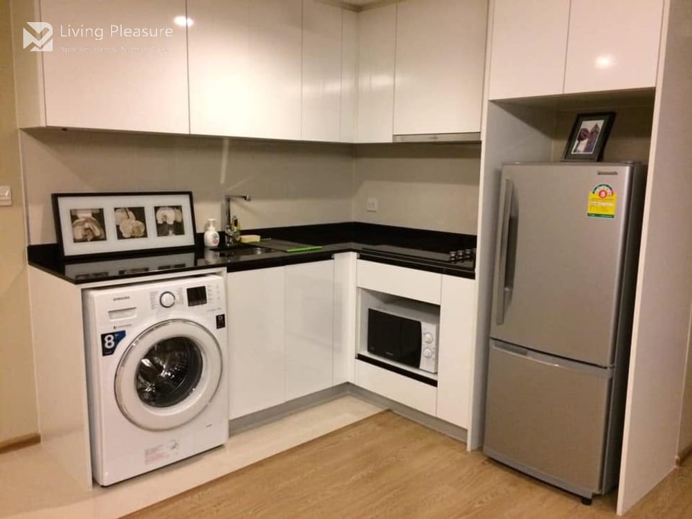 Pet-Friendly 2-Bedroom Condo for Sale or Rent at Maestro 39 near BTS Phrom Phong 7