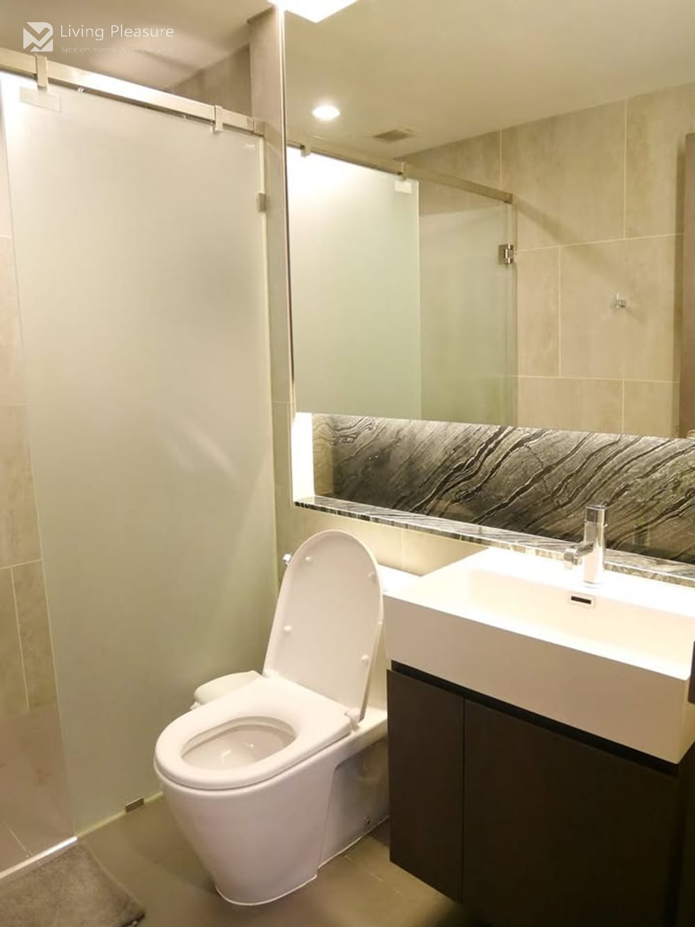 1 Bedroom Condo for Rent at The Lumpini 24 near BTS Phrom Phong 13