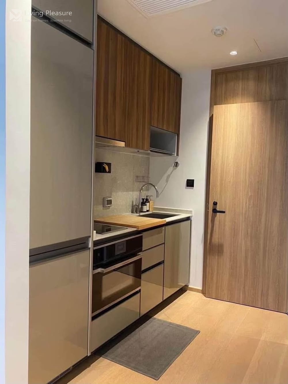 Luxury Japandi Studio Condo ( Slide-Door ) I Chalermnit Art De Maison I BTS Thonglor 3