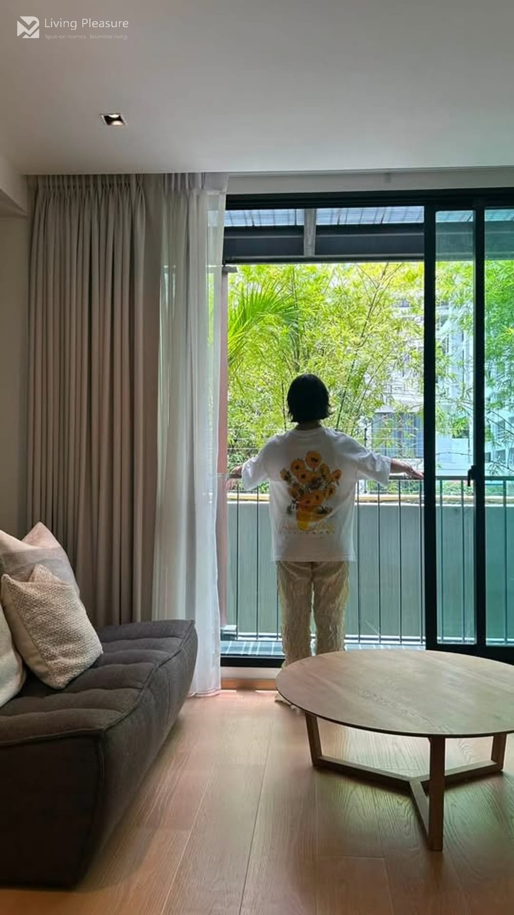 Luxury Japandi Studio Condo ( Slide-Door ) I Chalermnit Art De Maison I BTS Thonglor 11