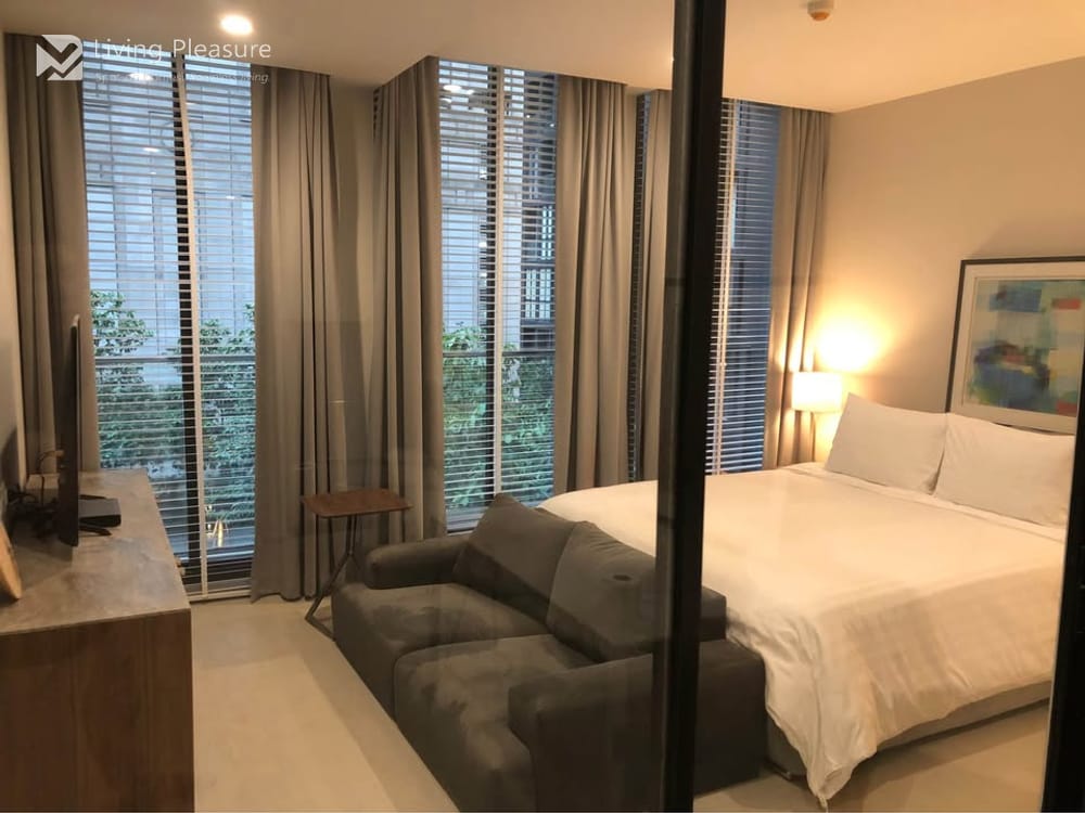 Modern Studio (Slide-Door) I Rent at Noble Ploenchit I BTS Phloen Chit 3