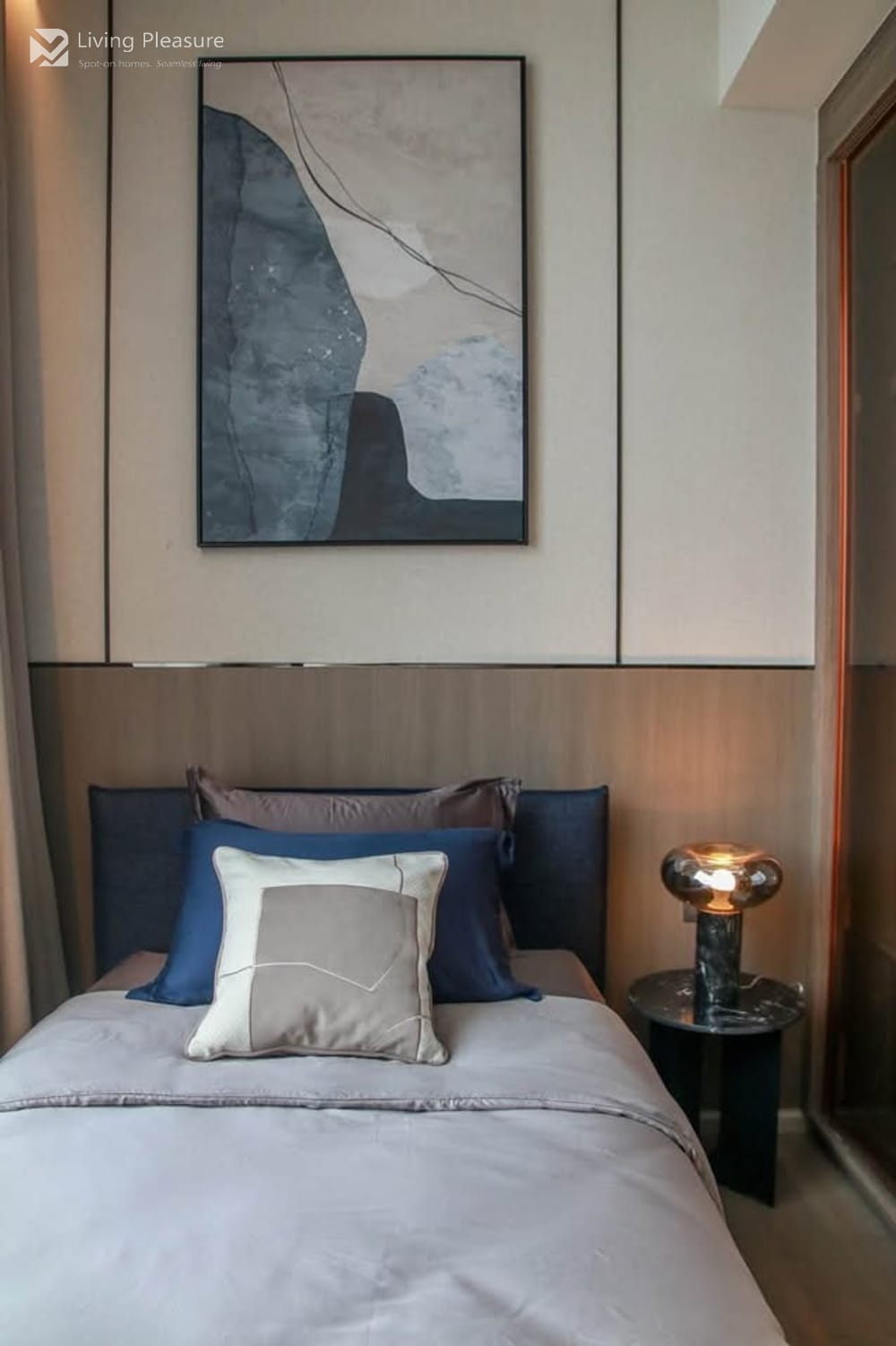 3 Bedroom Condo for Rent at Celes Asoke, Steps from MRT Sukhumvit 6