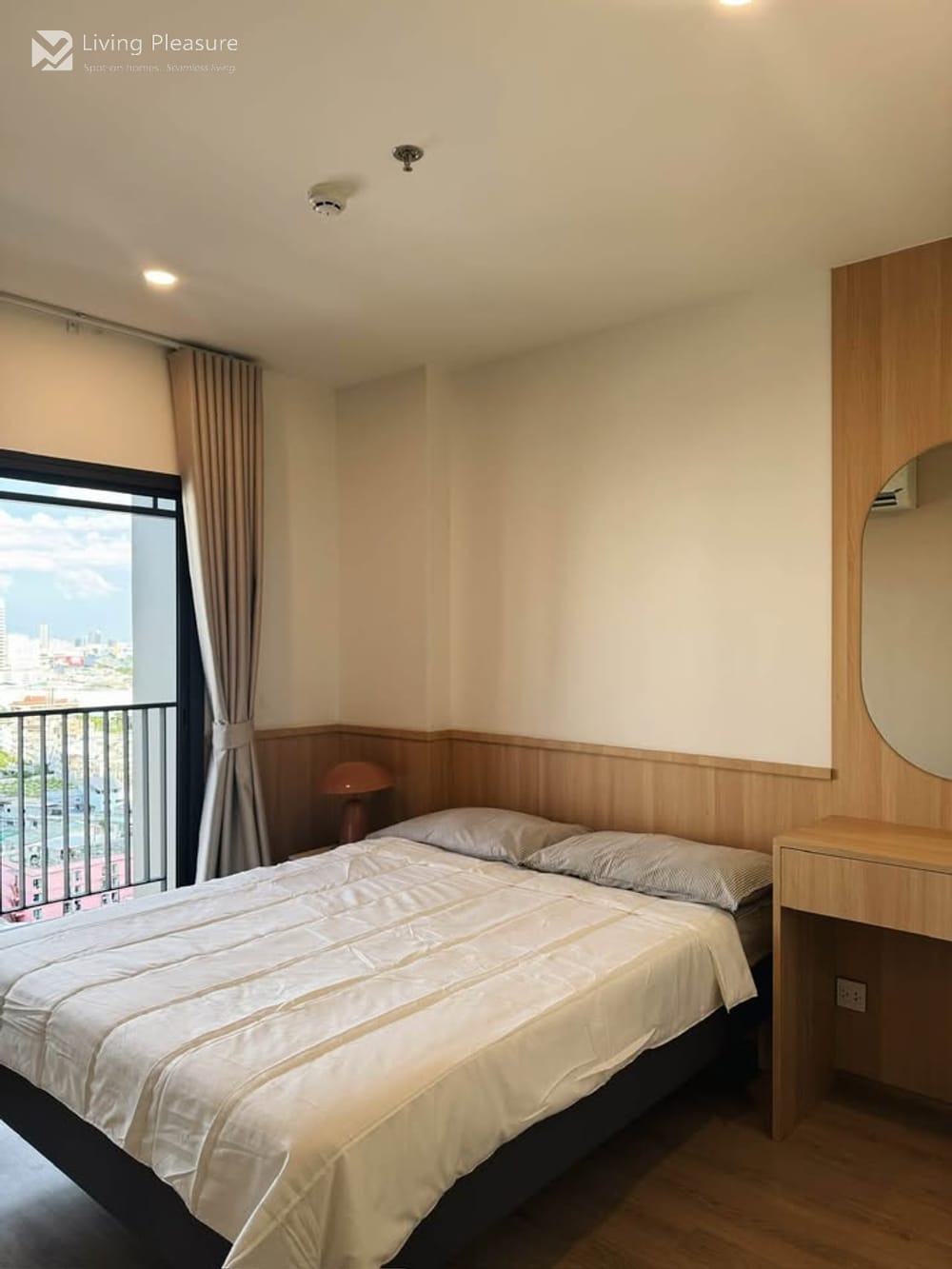 1-Bed Condo for Rent I Life Rama 4-Asoke I MRT Queen Sirikit 7