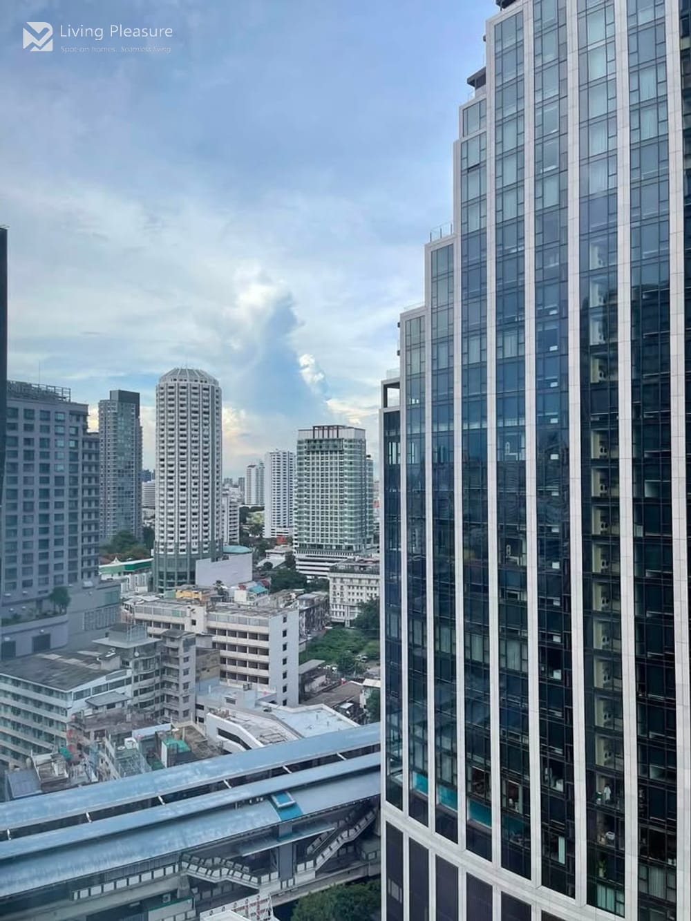 ให้เช่า 1 ห้องนอน คอนโด ใน ดิ เอส อโศก (The ESSE Asoke) 11