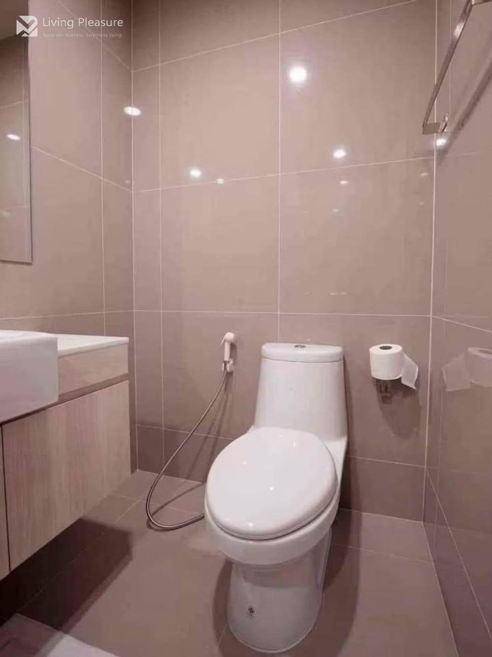 1-Bed Condo for Rent I Noble Recole I BTS Asoke & MRT Sukhumvit 9