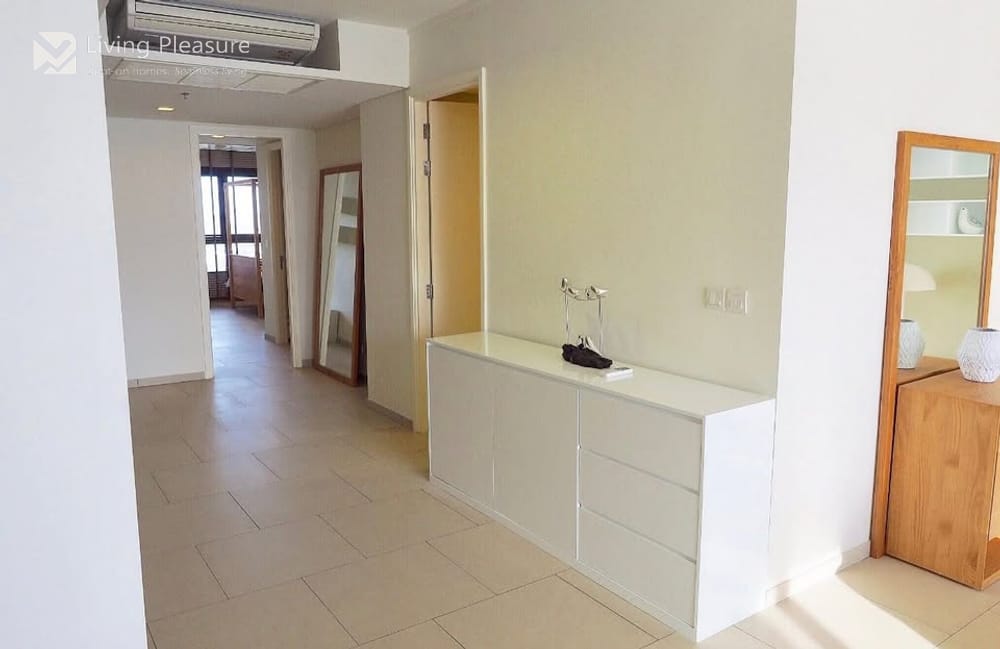 2-Bedroom Condo for Rent with Sea View at Zire Wongamat, Pattaya 6