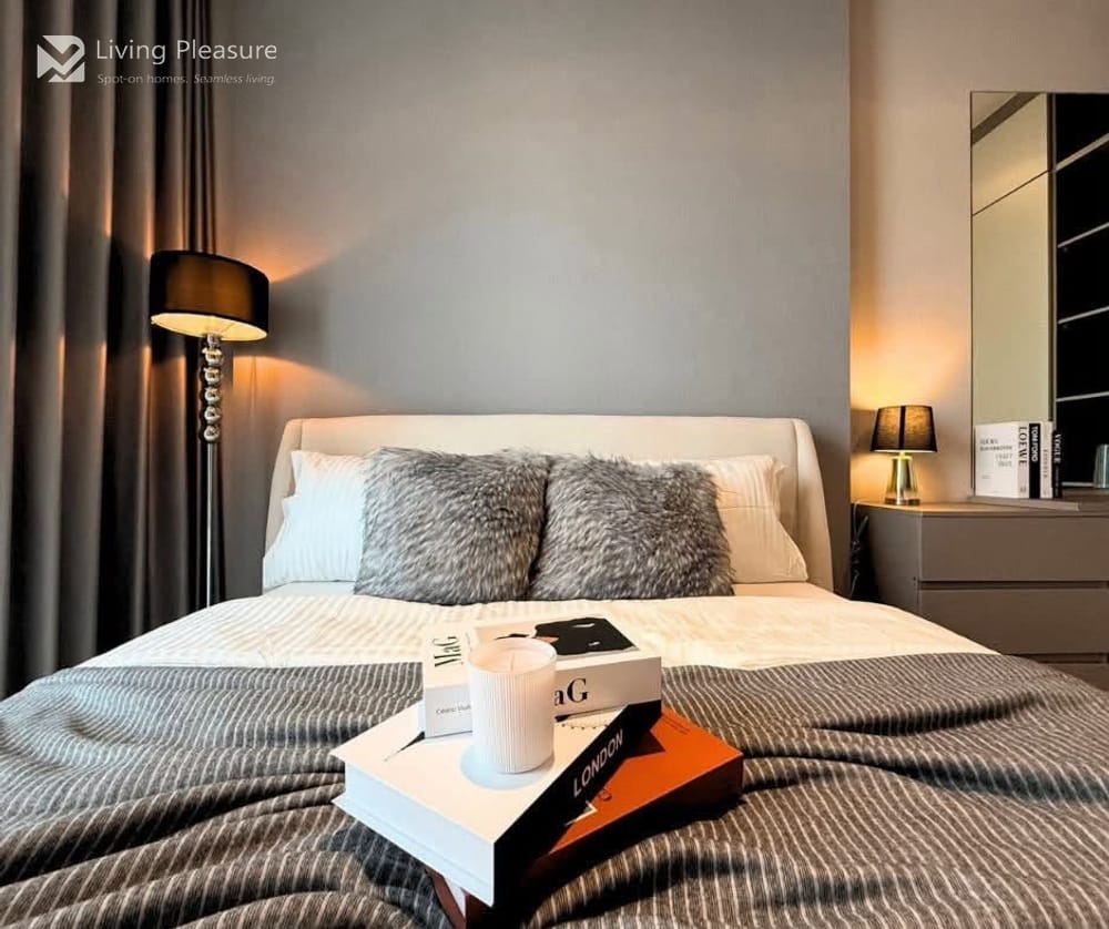 1 Bedroom Condo for Rent at RHYTHM Ekkamai - 0.4 km to BTS Ekkamai 2