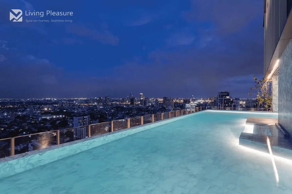1 Bedroom Condo for Rent at RHYTHM Ekkamai - 0.4 km to BTS Ekkamai 22