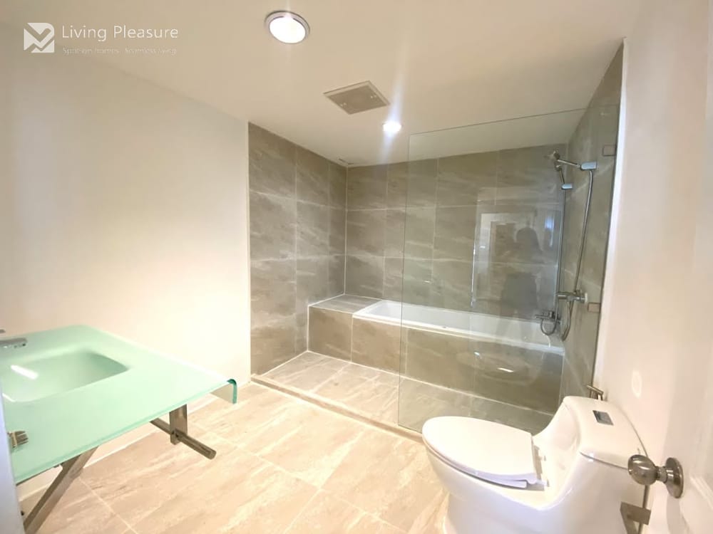 Spacious 4-Bedroom Condo for Rent I The Waterford Diamond 30/1 I BTS Phrom Phong 5