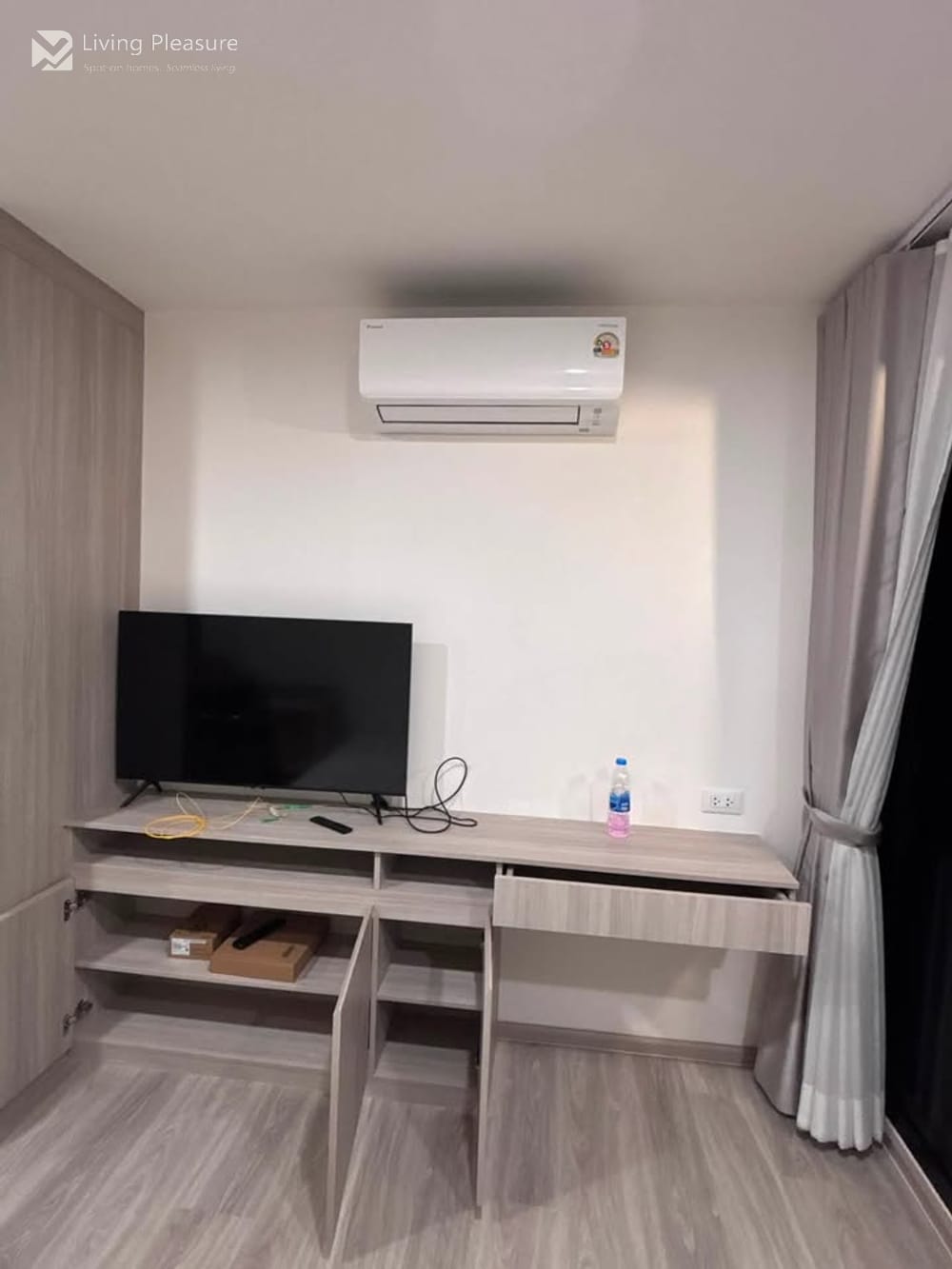 1-Bedroom Pet-Friendly Condo for Rent ณ Origin Play Sri Udom Station 4