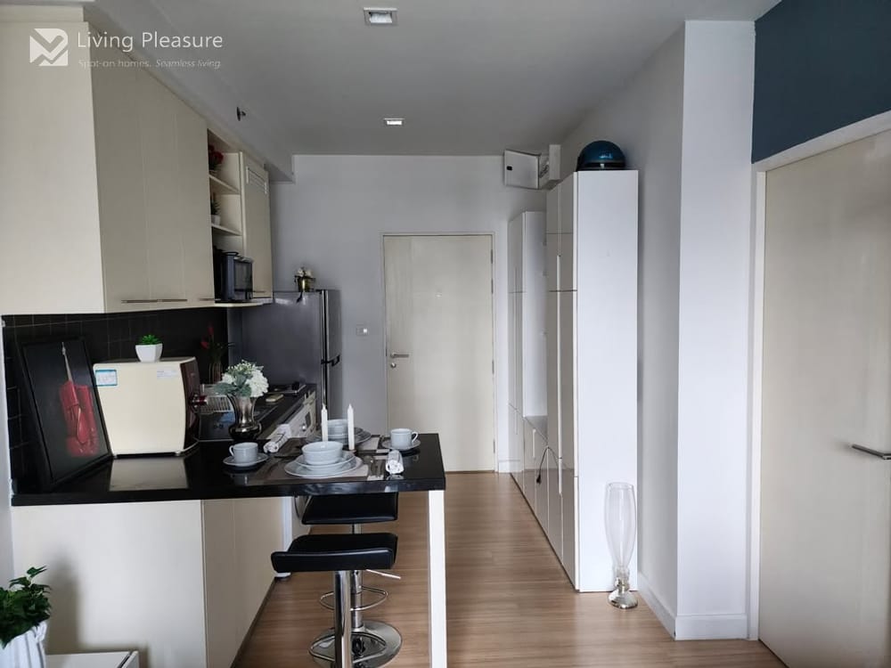 1 Bedroom Pool View Apartment for Rent at The Seed Mingle 8