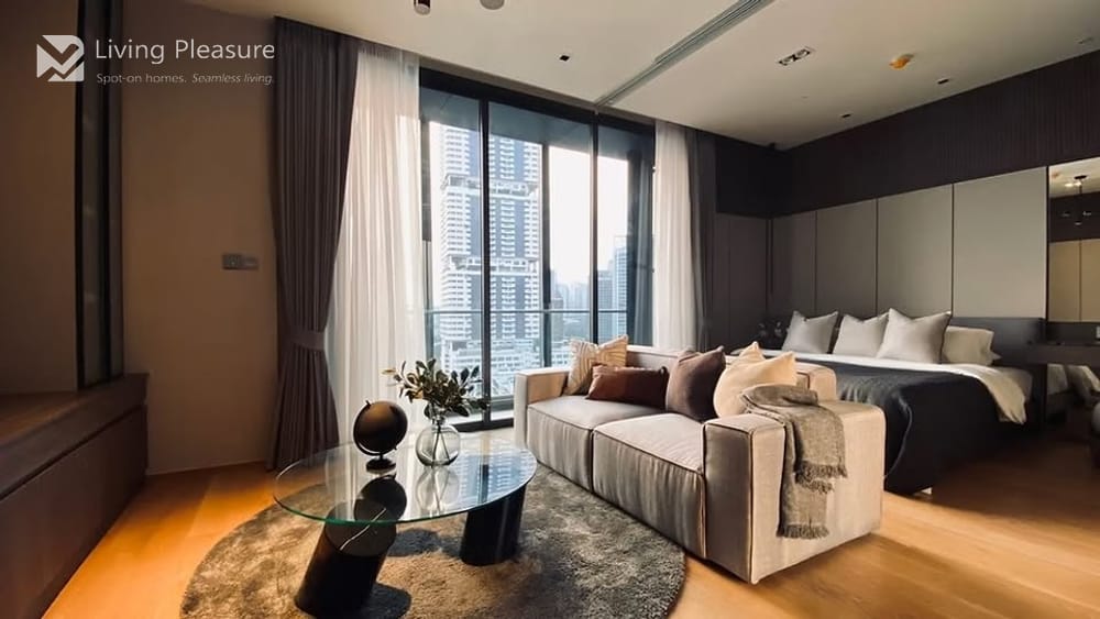 Modern 1-Bedroom Condo for Sale and Rent at BEATNIQ Sukhumvit 32, Near BTS Thong Lo 7