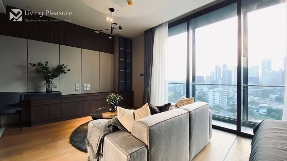 Modern 1-Bedroom Condo for Sale and Rent at BEATNIQ Sukhumvit 32, Near BTS Thong Lo 8