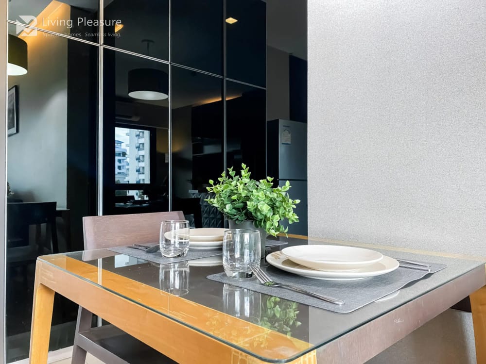 Tidy Deluxe Condominium  6