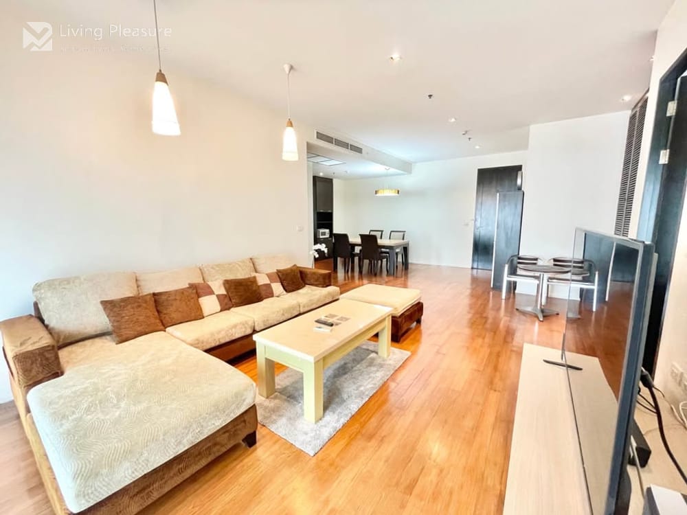 2-Bedroom Condo for Rent at The Madison, Steps from BTS Phrom Phong 2