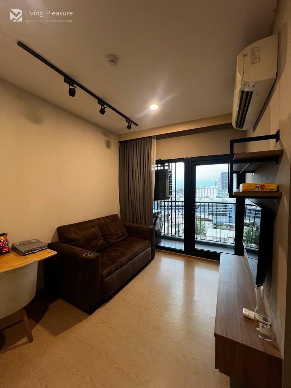 2-Bedroom Condo for Rent at The Tree Sukhumvit 71-Ekamai with City View near ARL RamkhamHaeng 3