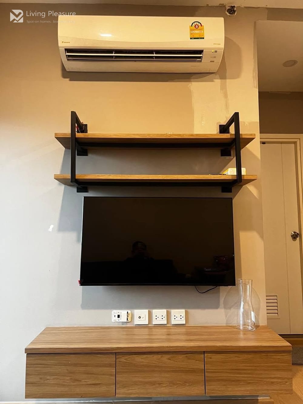 2-Bedroom Condo for Rent at The Tree Sukhumvit 71-Ekamai with City View near ARL RamkhamHaeng 2