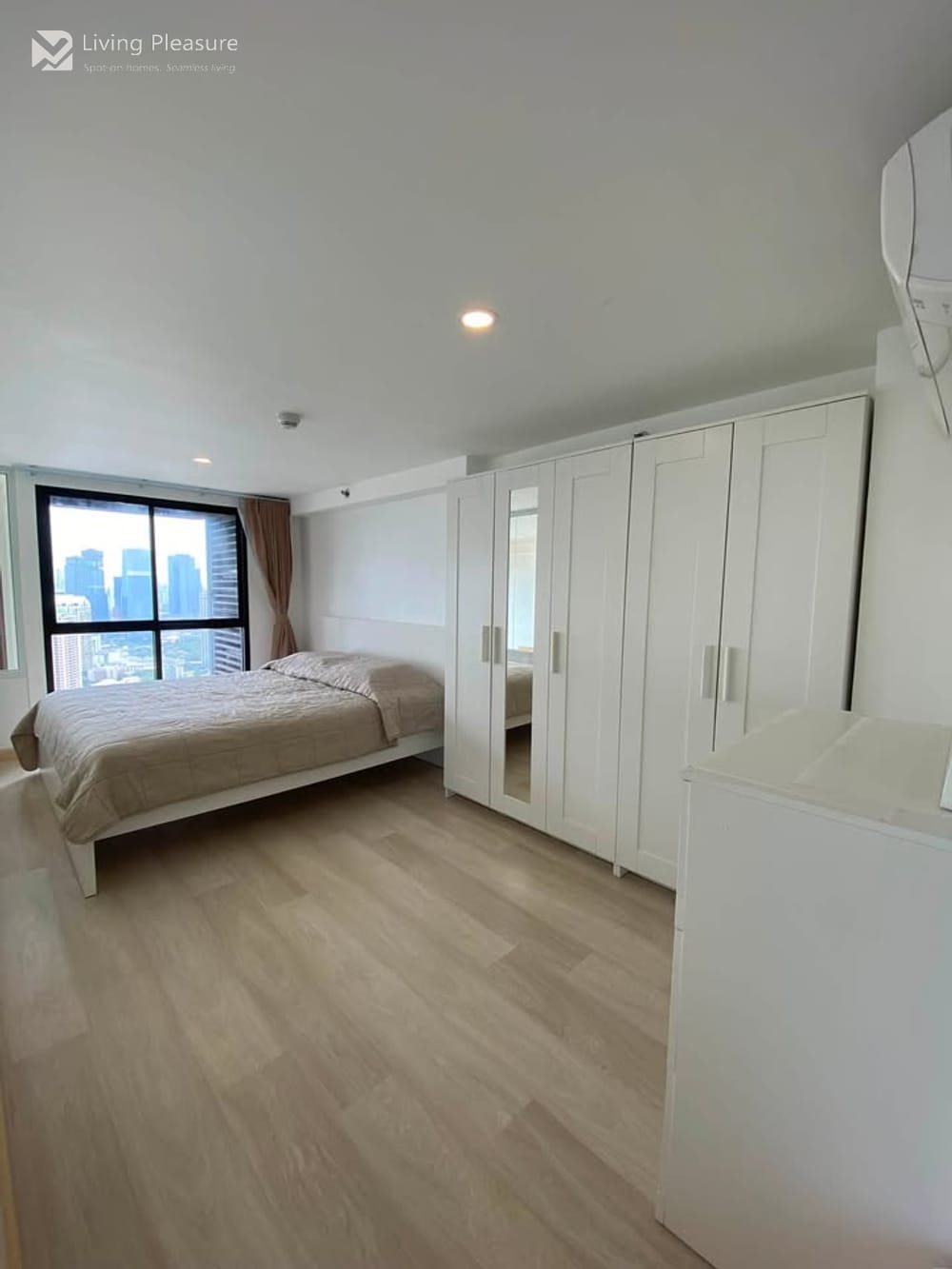2-Bedroom Condo for Rent in Knightsbridge Prime Sathorn, Near BTS Chong Nonsi 11