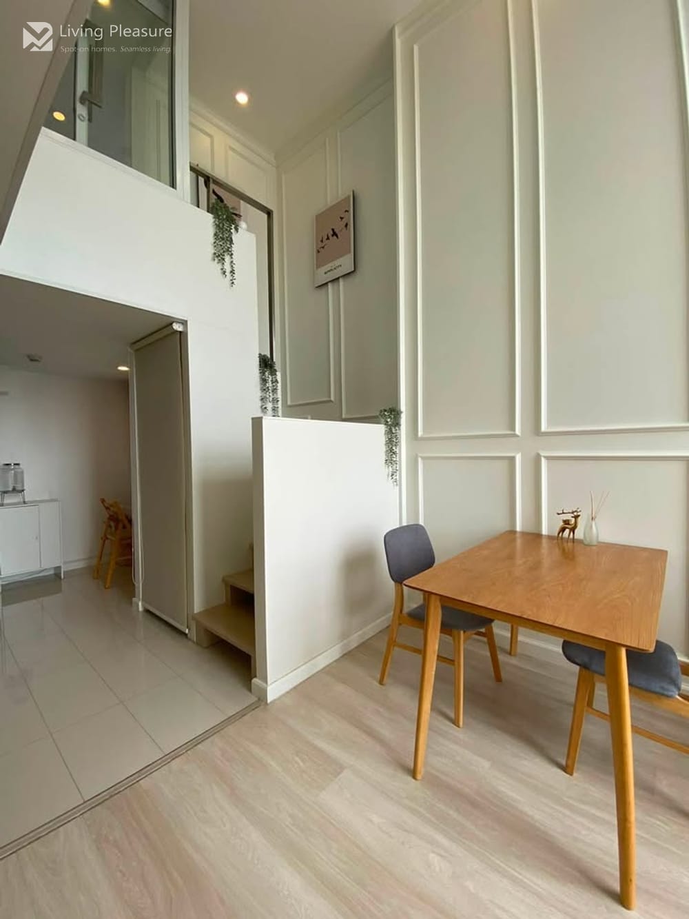2-Bedroom Condo for Rent in Knightsbridge Prime Sathorn, Near BTS Chong Nonsi 23