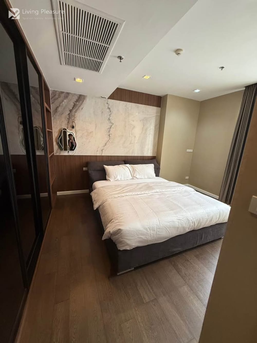 2-Bedroom Condo for Rent at Nara 9 by Eastern Star Near BTS Chong Nonsi 5