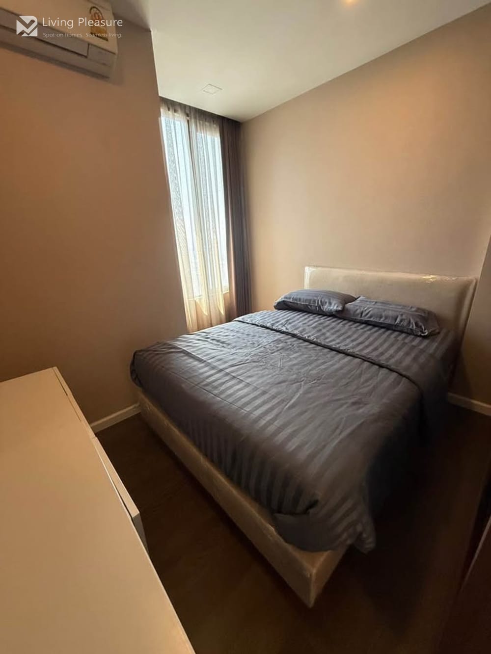 2-Bedroom Condo for Rent at Nara 9 by Eastern Star Near BTS Chong Nonsi 12