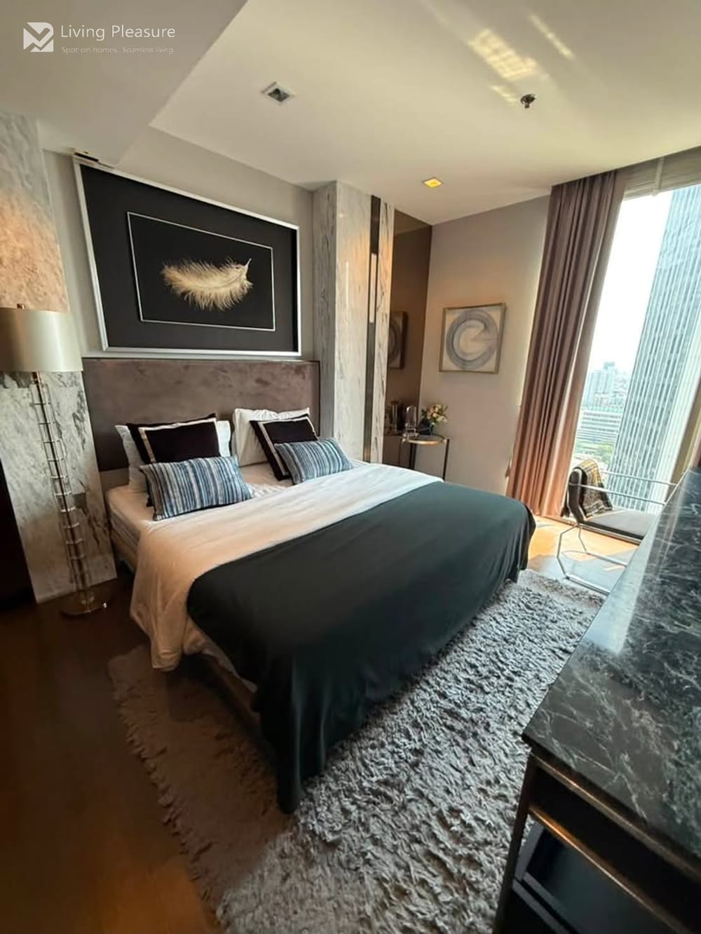 2-Bedroom Condo for Rent at Nara 9 by Eastern Star near BTS Chong Nonsi 10