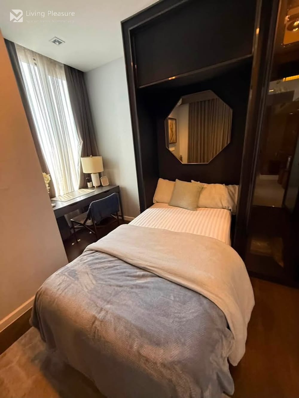 2-Bedroom Condo for Rent at Nara 9 by Eastern Star near BTS Chong Nonsi 17