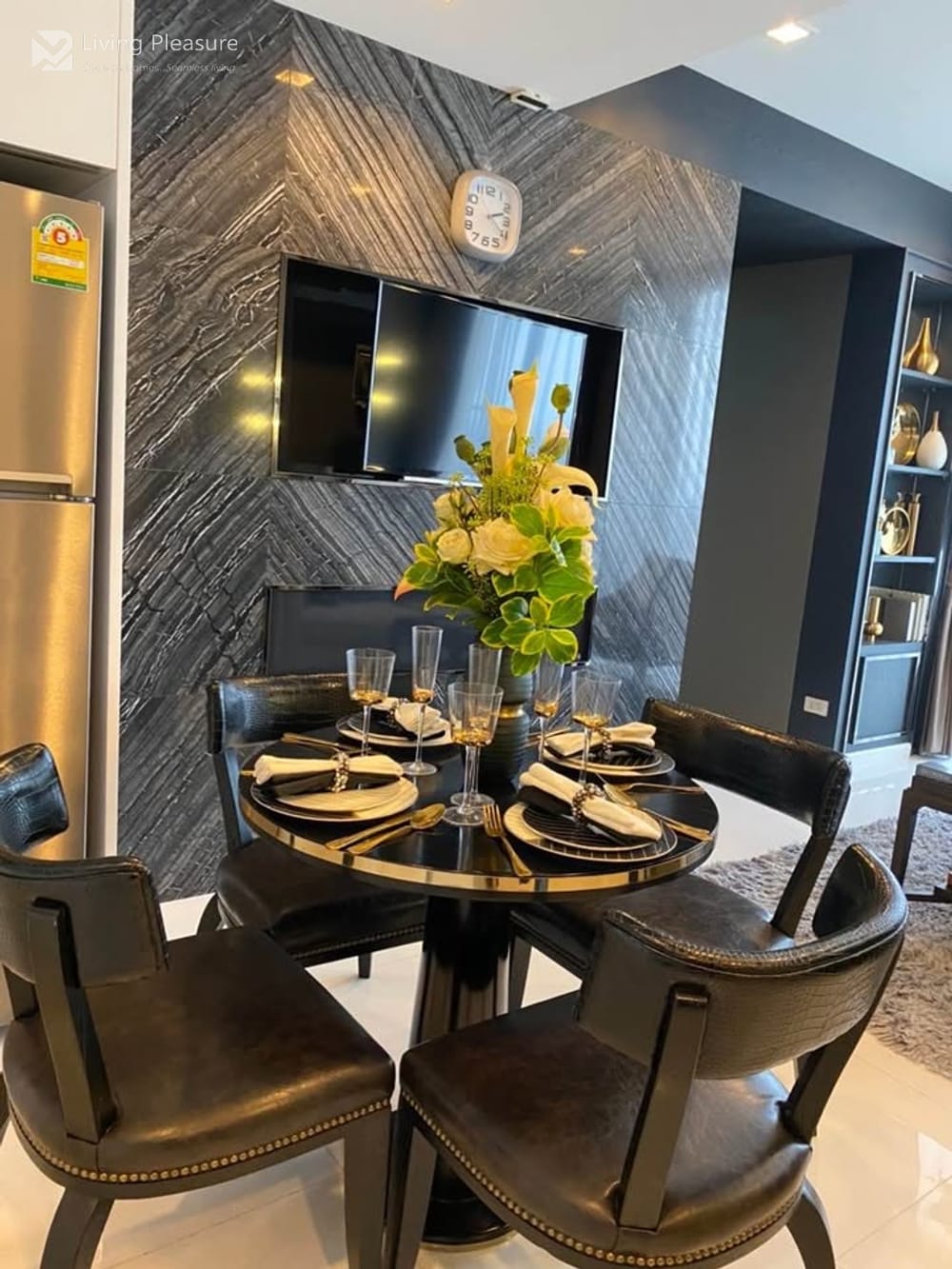 2-Bedroom Condo for Rent at Nara 9 by Eastern Star - City Views, Near BTS Chong Nonsi 11