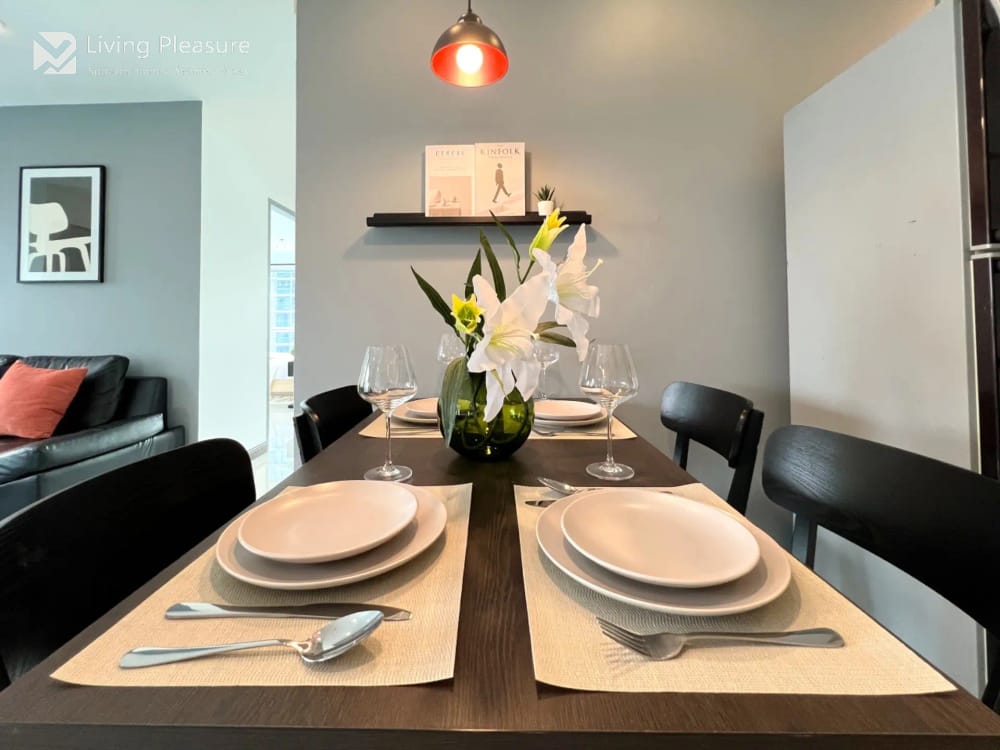 ให้เช่า 2 ห้องนอน คอนโด ใน สีลม สวีท (Silom Suite) 9
