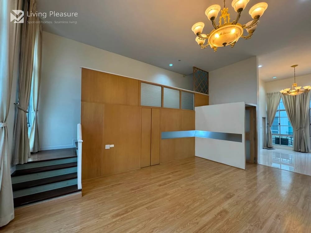 Spacious 4-Bedroom TownHouse for Rent at Baan Klang Krung (Sathorn-Narathiwas) - Pet Friendly near Central Rama 3 3