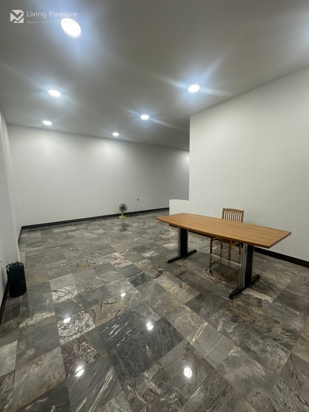 ให้เช่า 4 ห้องนอน บ้าน ใน หมู่บ้านศรีนครินทร์แกรนด์แมนชั่น (Srinakarin Grand Mansion) 10