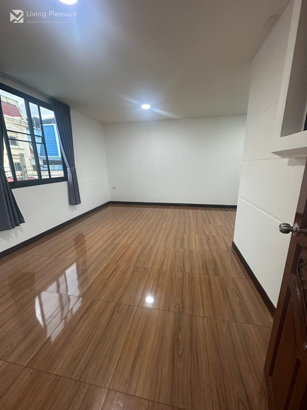 ให้เช่า 4 ห้องนอน บ้าน ใน หมู่บ้านศรีนครินทร์แกรนด์แมนชั่น (Srinakarin Grand Mansion) 17