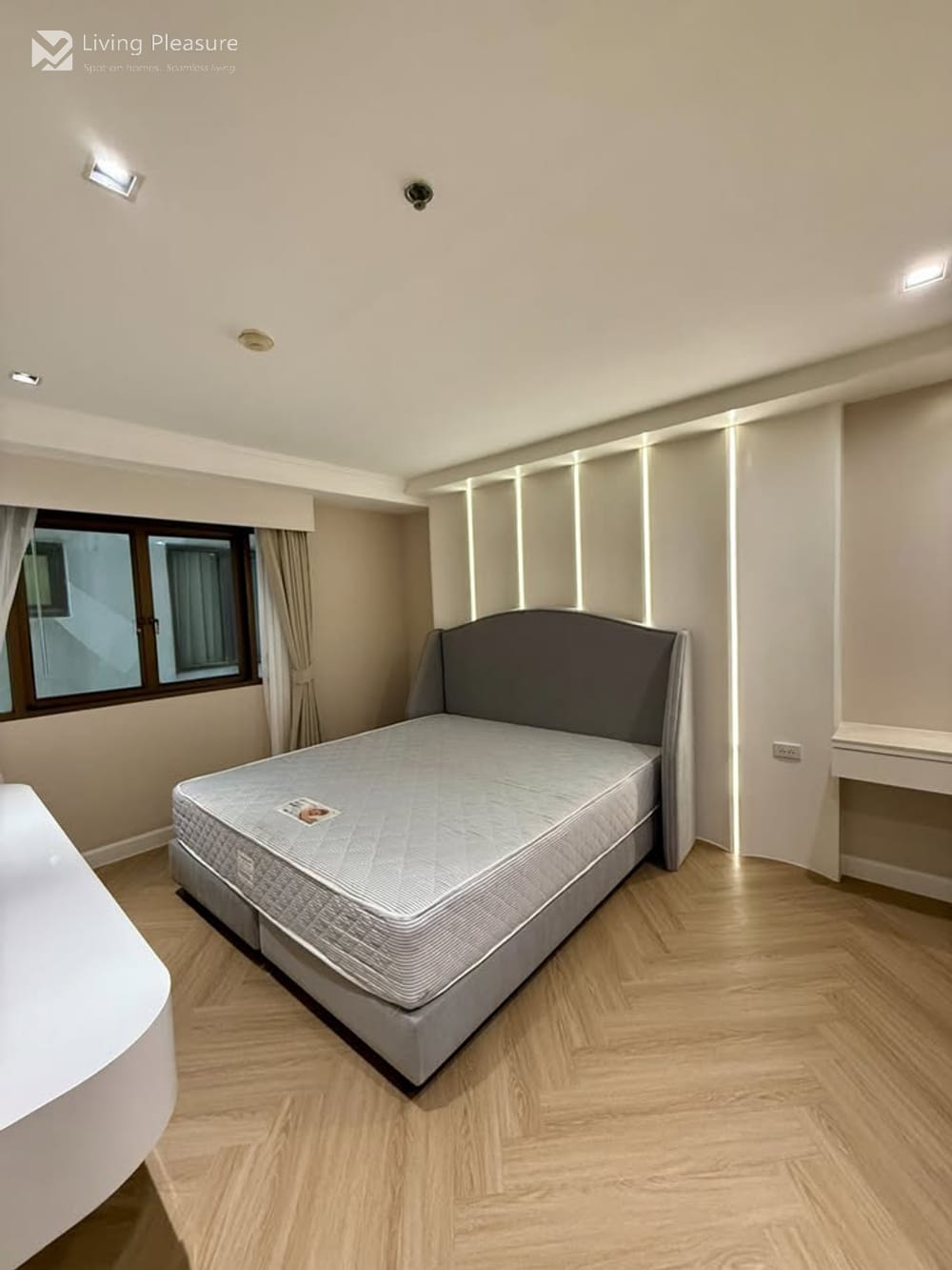 3-Bedroom Condo for Rent at Top View Tower with City View near BTS Thong Lo, Upper Sukhumvit 14