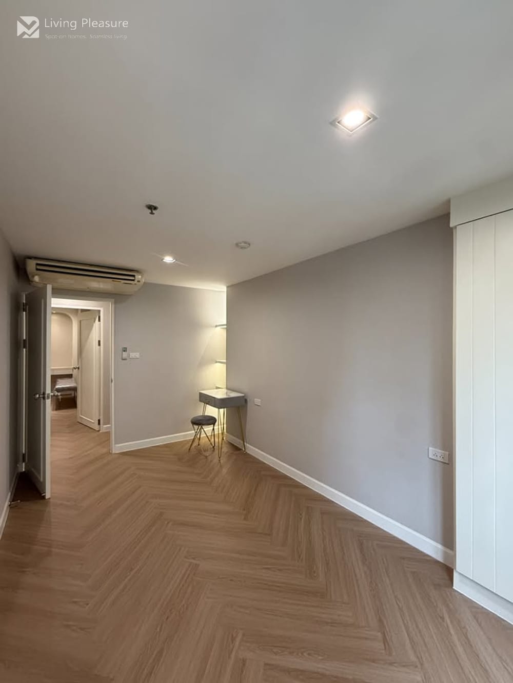 3-Bedroom Condo for Rent at Top View Tower with City View near BTS Thong Lo, Upper Sukhumvit 18