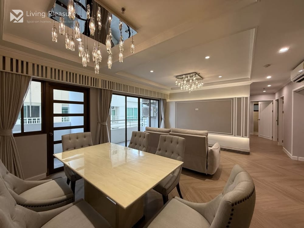3-Bedroom Condo for Rent at Top View Tower with City View near BTS Thong Lo, Upper Sukhumvit 23