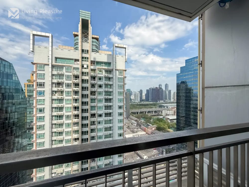 The Circle Condominium 33