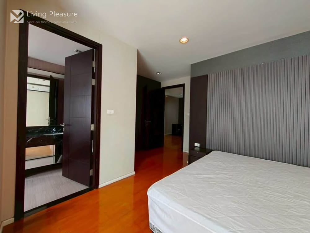 2-Bedroom Condo for Rent at Villa Sikhara 4