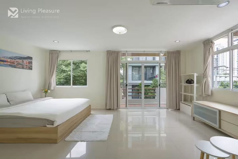 Spacious 5-Bedroom House for Rent near MRT Sukhumvit in Upper Sukhumvit, Bangkok 7