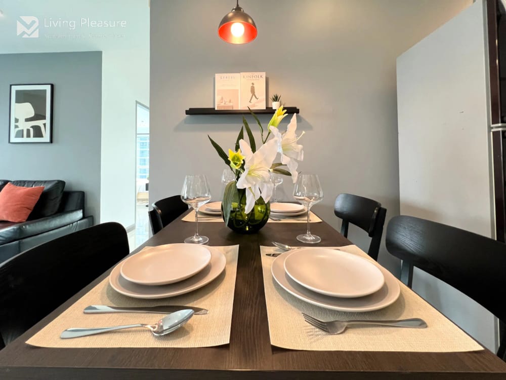 ให้เช่า 2 ห้องนอน คอนโด ใน สีลม สวีท (Silom Suite) 4