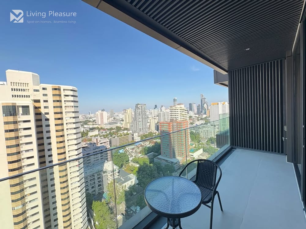 2-Bedroom Condo for Rent in Vittorio Sukhumvit 39 with City View near BTS Phrom Phong 5